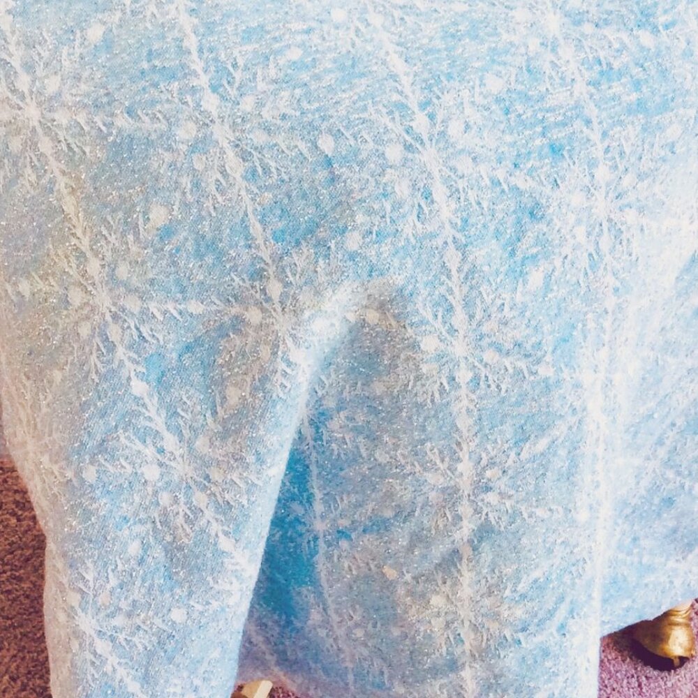 Gorgeous Snowflake Tablecloths in Three sizes.